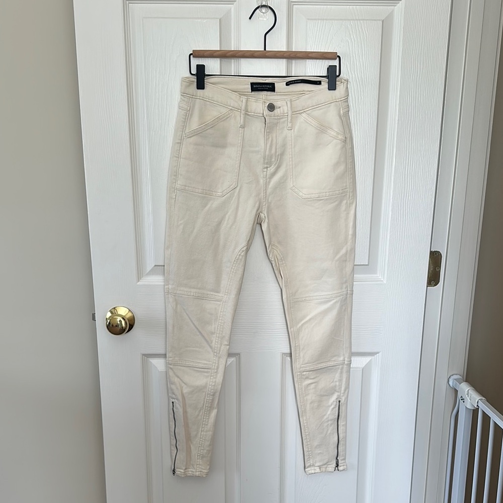 Banana Republic cream jeans